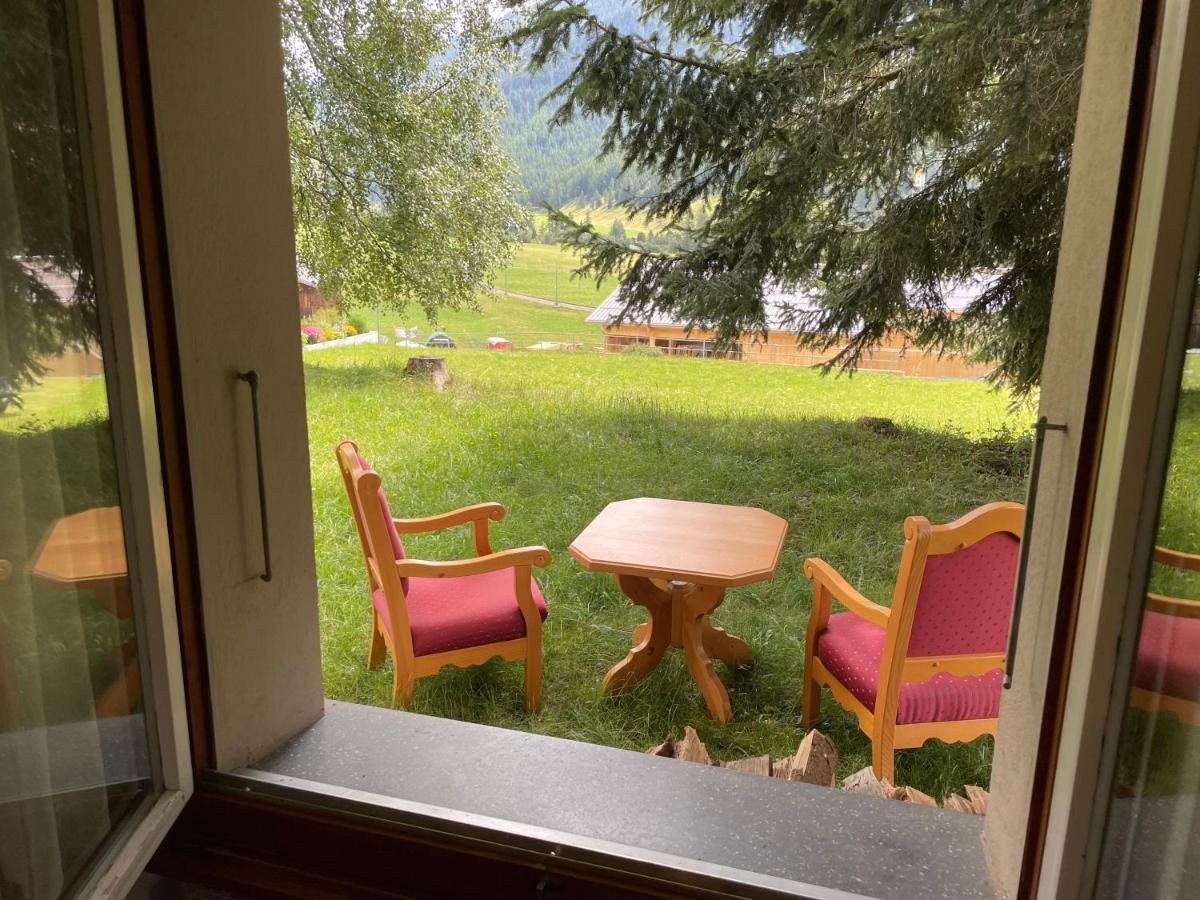 Hotel Restaurant Gommerhof Reckingen Exterior photo